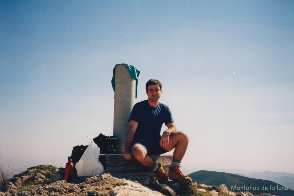 Joaquín en la cima de la Peña de La Mina, 1.053 mts.